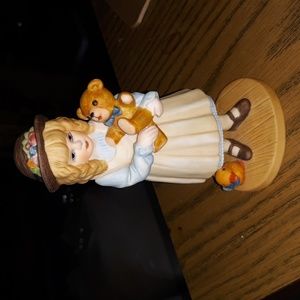 Jan Hagara ANGIE AND HONEY Figurine (SKU MB 7)